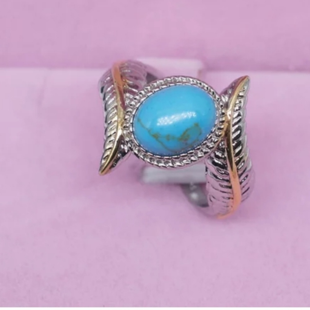 NWOT Platinum Plated Feather Ring SZ6